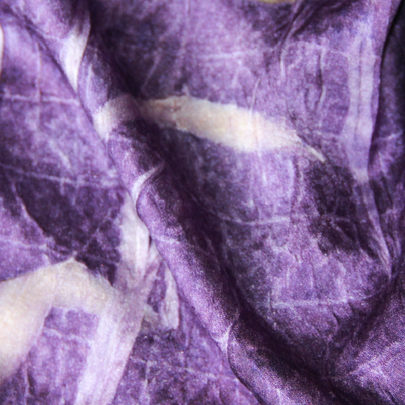 Plant dyeing fabric